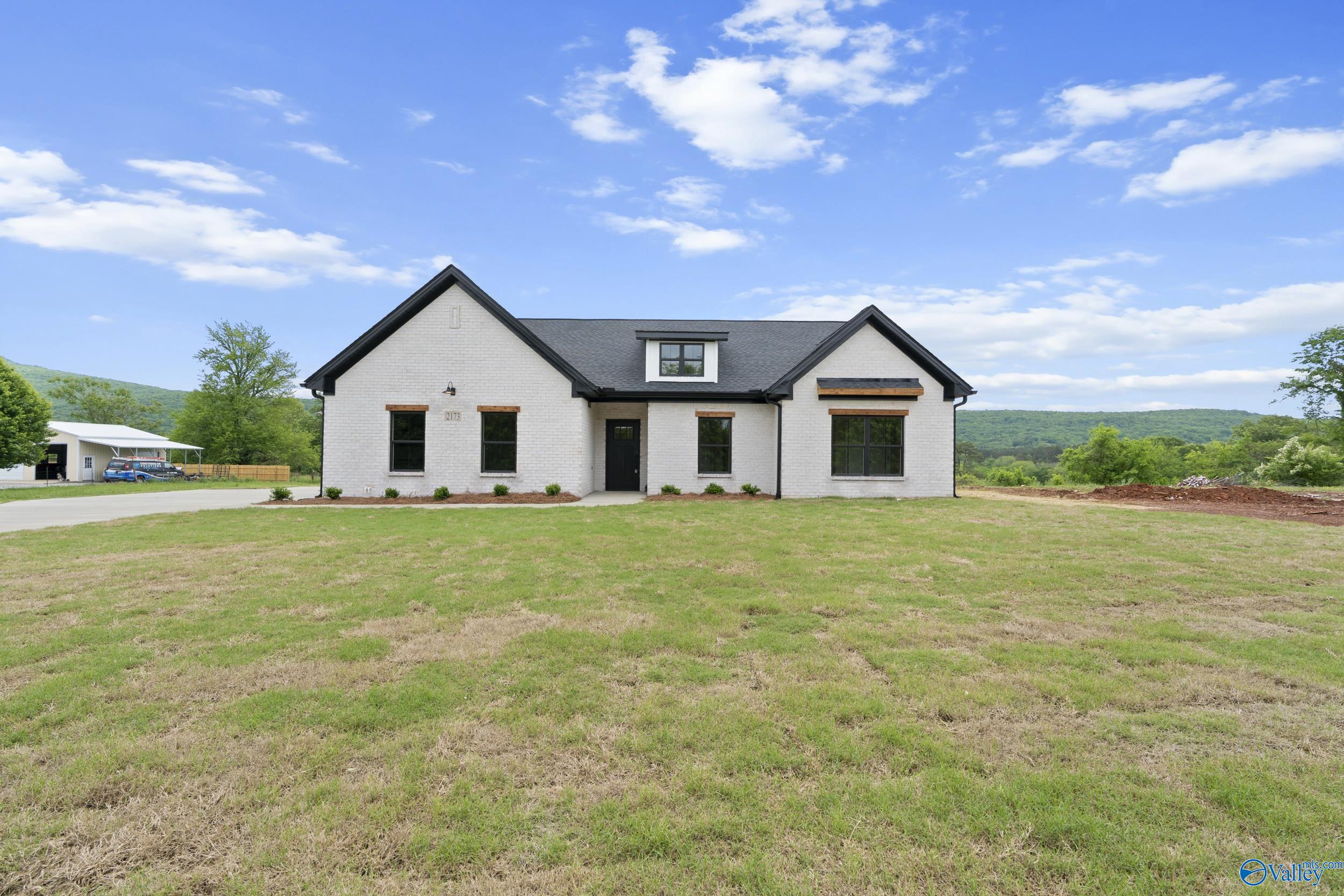 2173 County Lake Road, Gurley, Alabama image 1