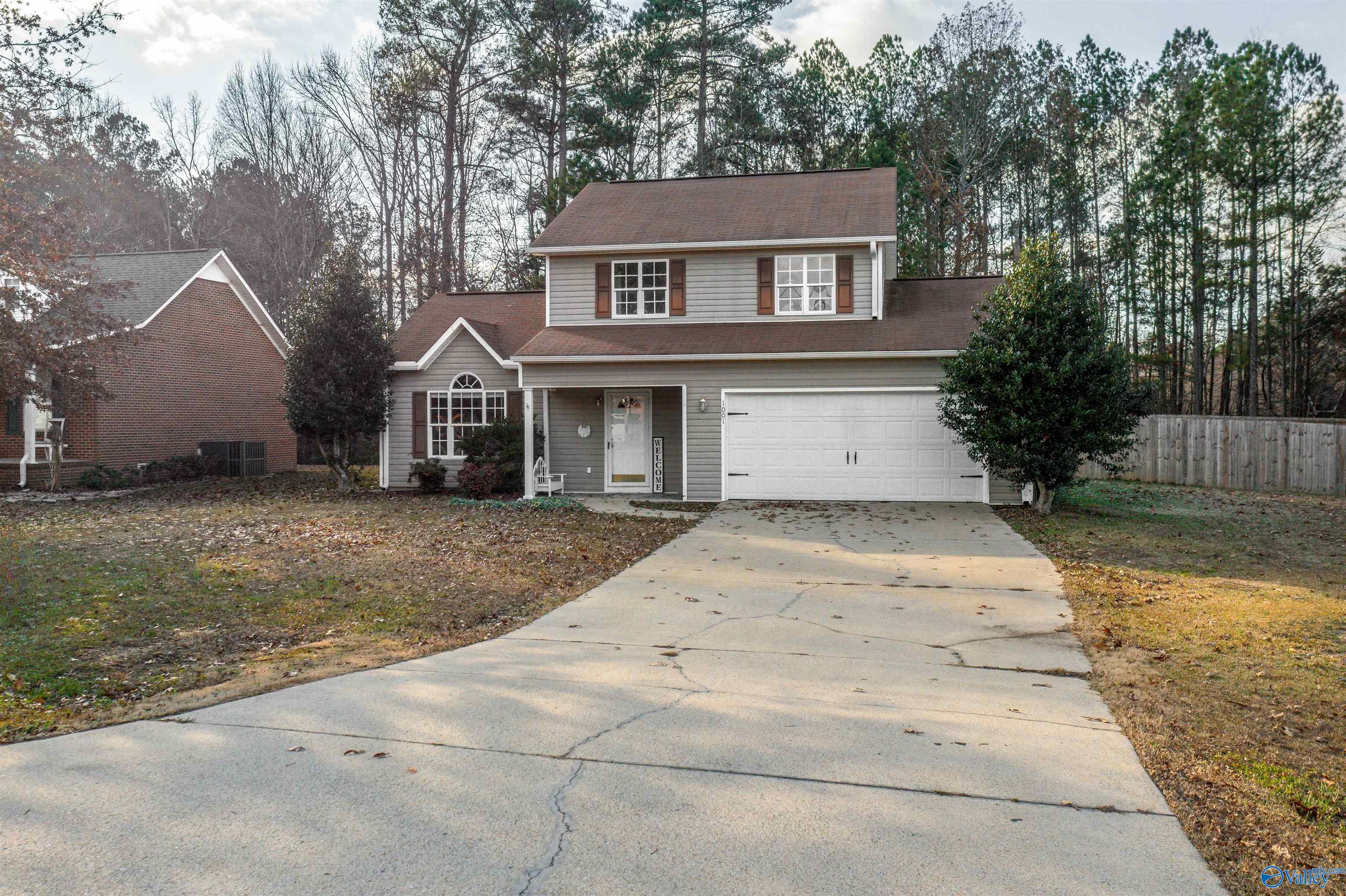 1001 Seminole Drive, Albertville, Alabama image 6