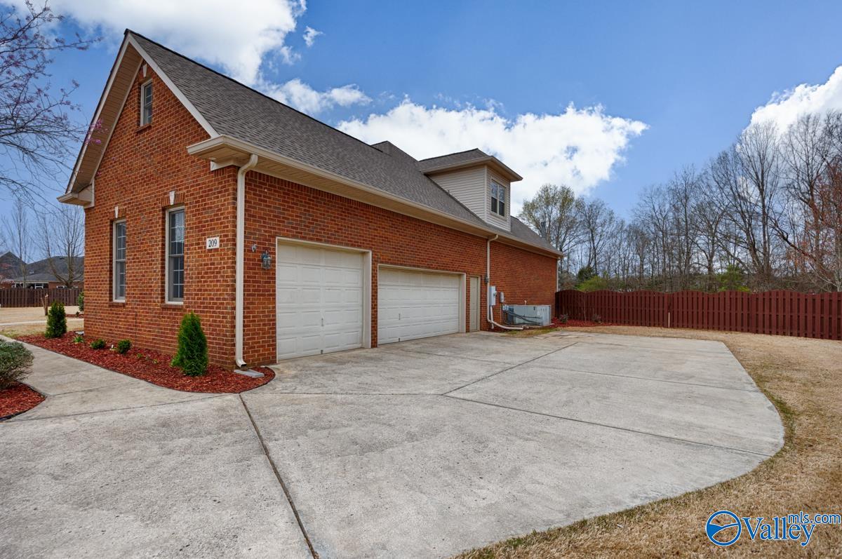 209 Thoreau Court, Madison, Alabama image 50