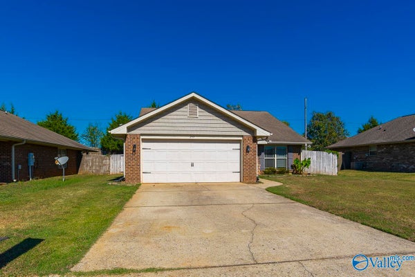 210 FIELDS POND DR, MADISON, AL 35756 - Image 321186148fd308542edd01b2e995c0d2/2201867741