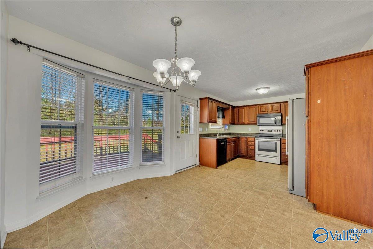 112 Helen Warren Vogel St, Hanceville, Alabama image 16
