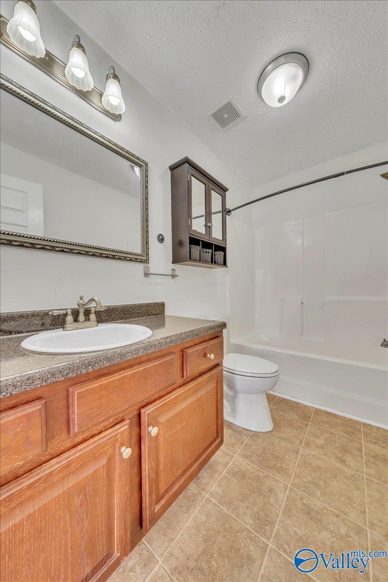 112 Helen Warren Vogel St, Hanceville, Alabama image 23