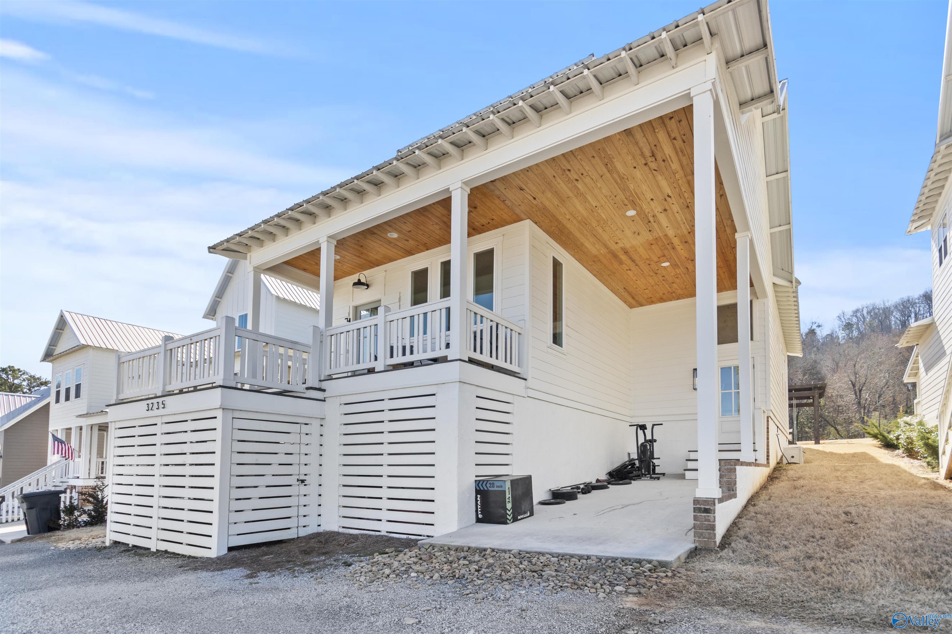 3235 Hardin Road, Guntersville, Alabama image 3