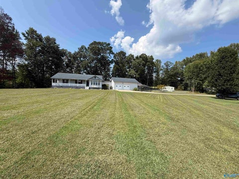 Homes For Sale - 50 Merry Wood Drive<br/> Arab, AL 35016