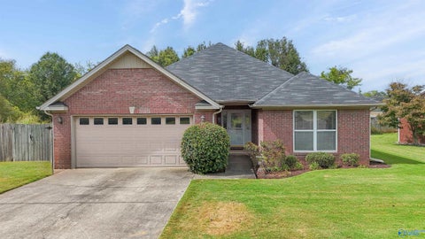 Homes For Sale - 1802 Scobee Avenue<br/> Decatur, AL 35603