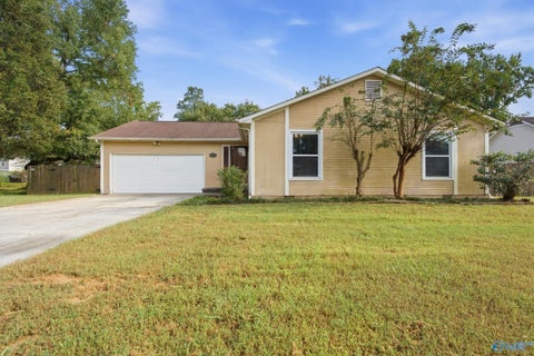 Homes For Rent - 117 Jay Drive<br/> Madison, AL 35758