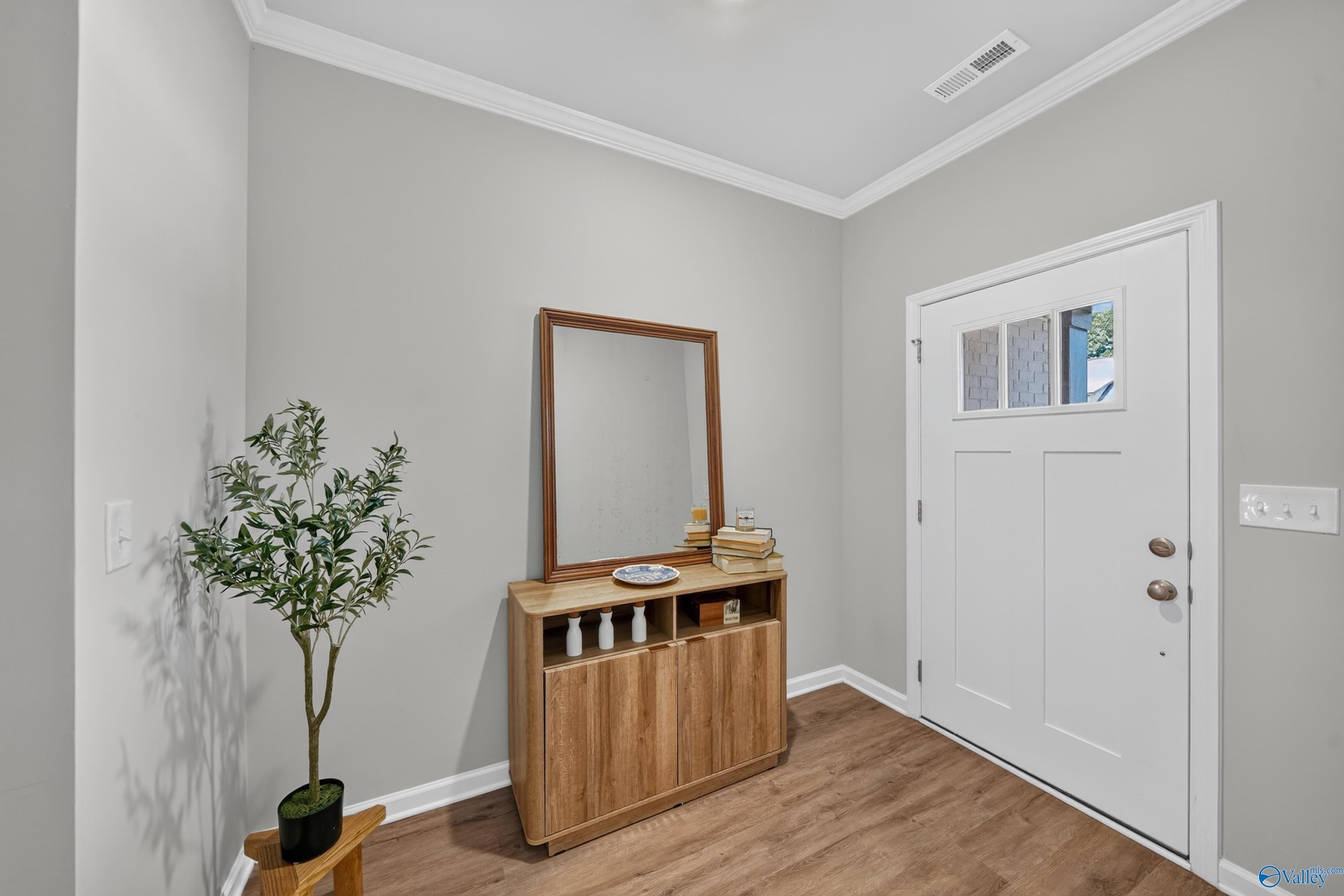 161 Flintridge Drive
