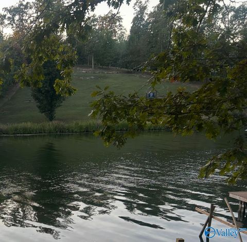 Vacant Land For Sale - LOT 102 Signal Point Drive<br/> Guntersville, AL 35976