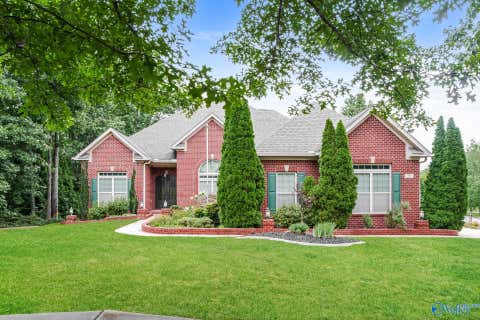 Homes For Sale - 5 Bluff View Drive<br/> Huntsville, AL 35803