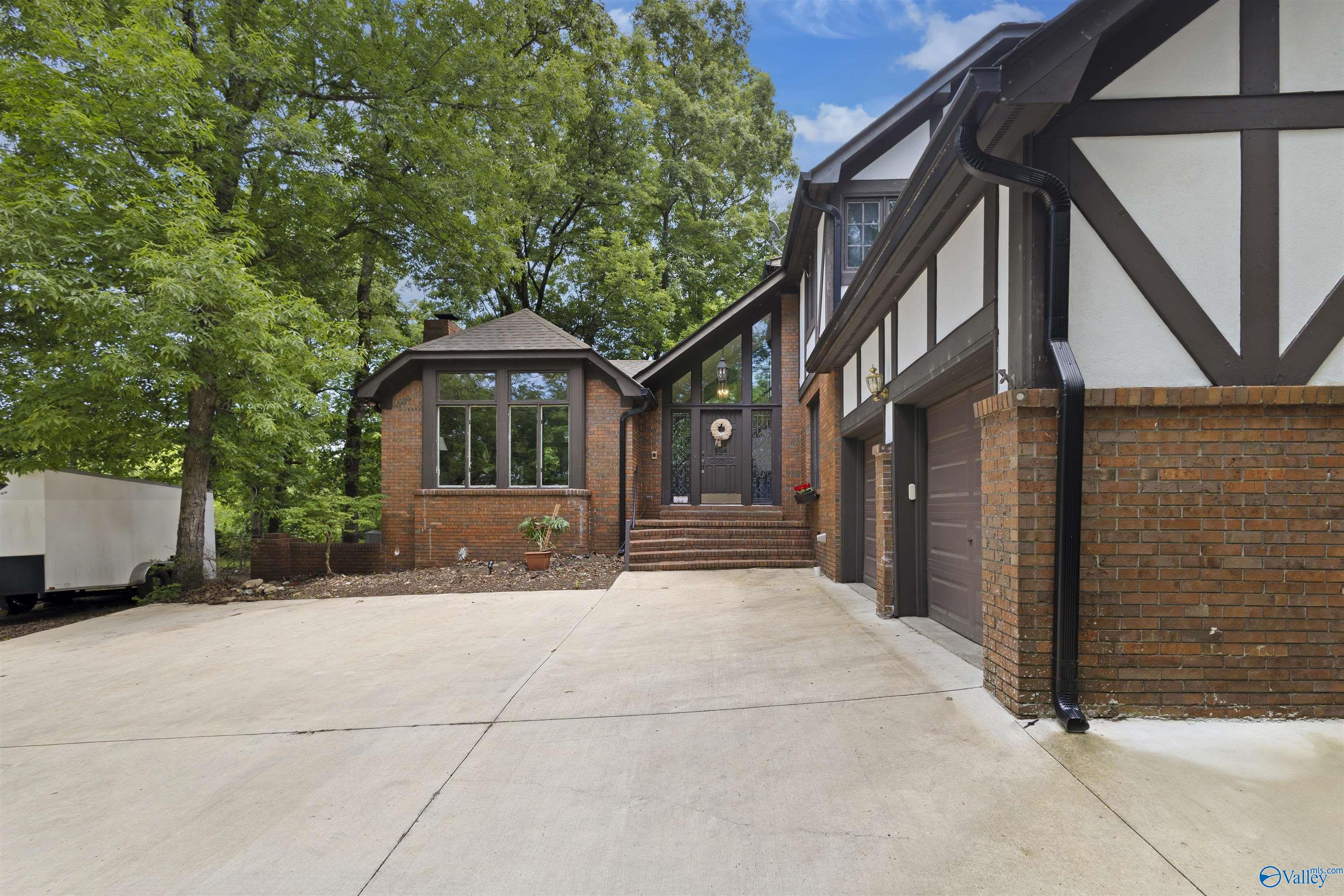 606 Dogwood Trail, Gadsden, Alabama image 3