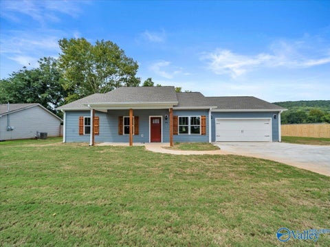 Homes For Sale - 270 Gurley Pike<br/> Gurley, AL 35748