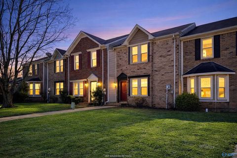 Townhouse For Sale - 1705 Brookline Avenue<br/> Morgan County, Decatur, AL 35603