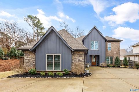 Homes For Sale - 100 Bishop Bend Drive<br/> Huntsville, AL 35806
