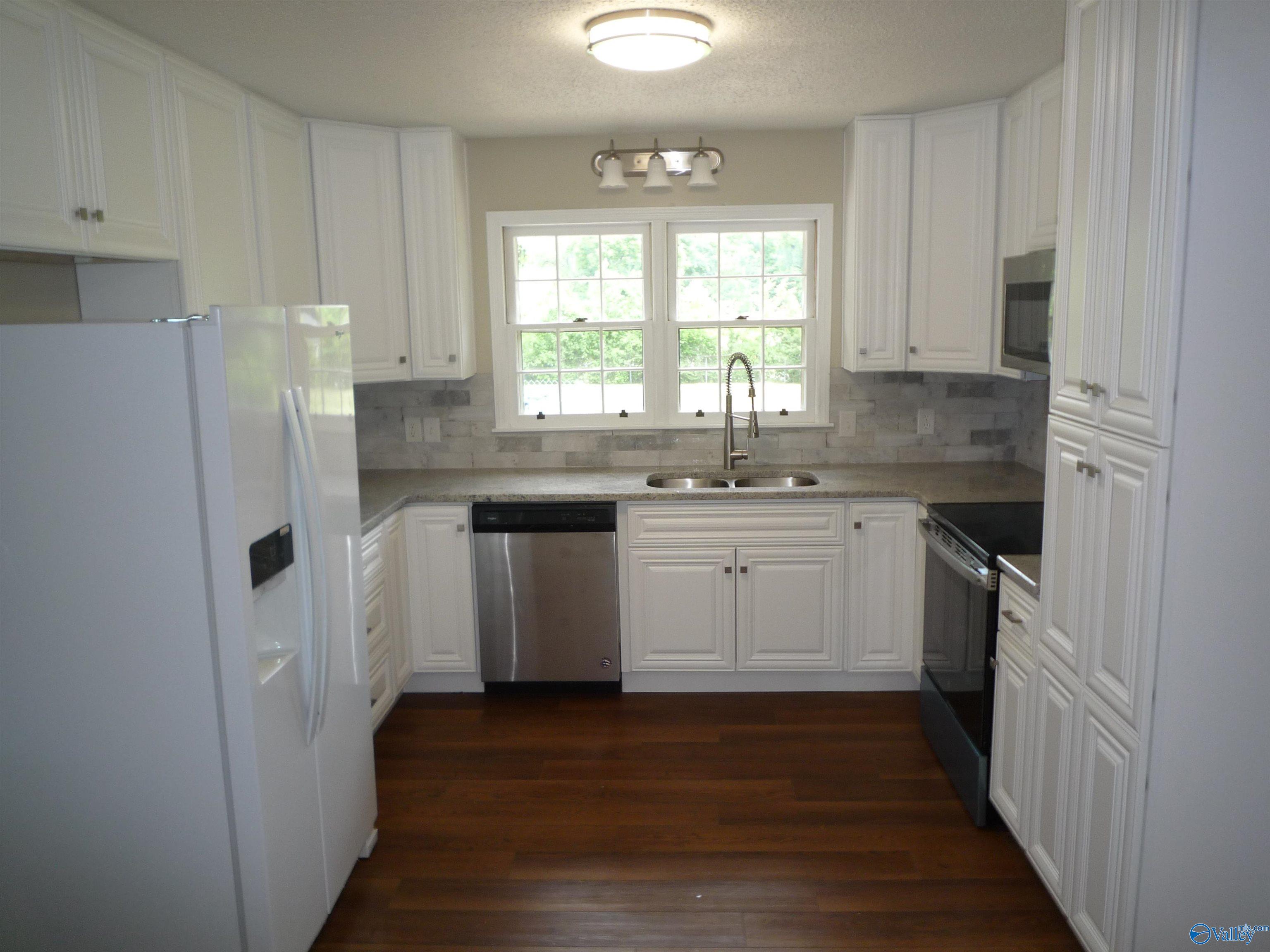 9703 Dortmund Drive, Huntsville, Alabama image 7