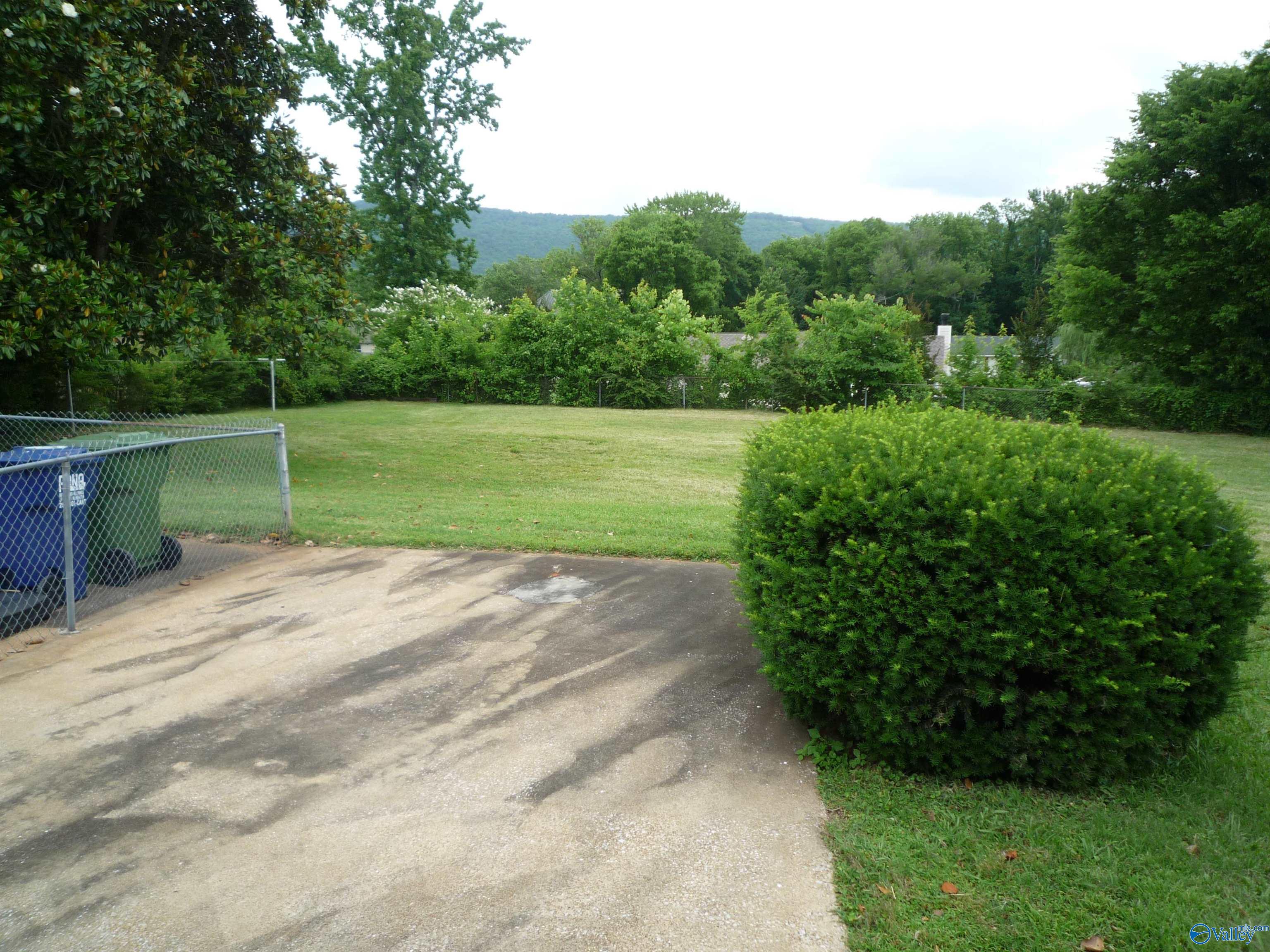 9703 Dortmund Drive, Huntsville, Alabama image 4