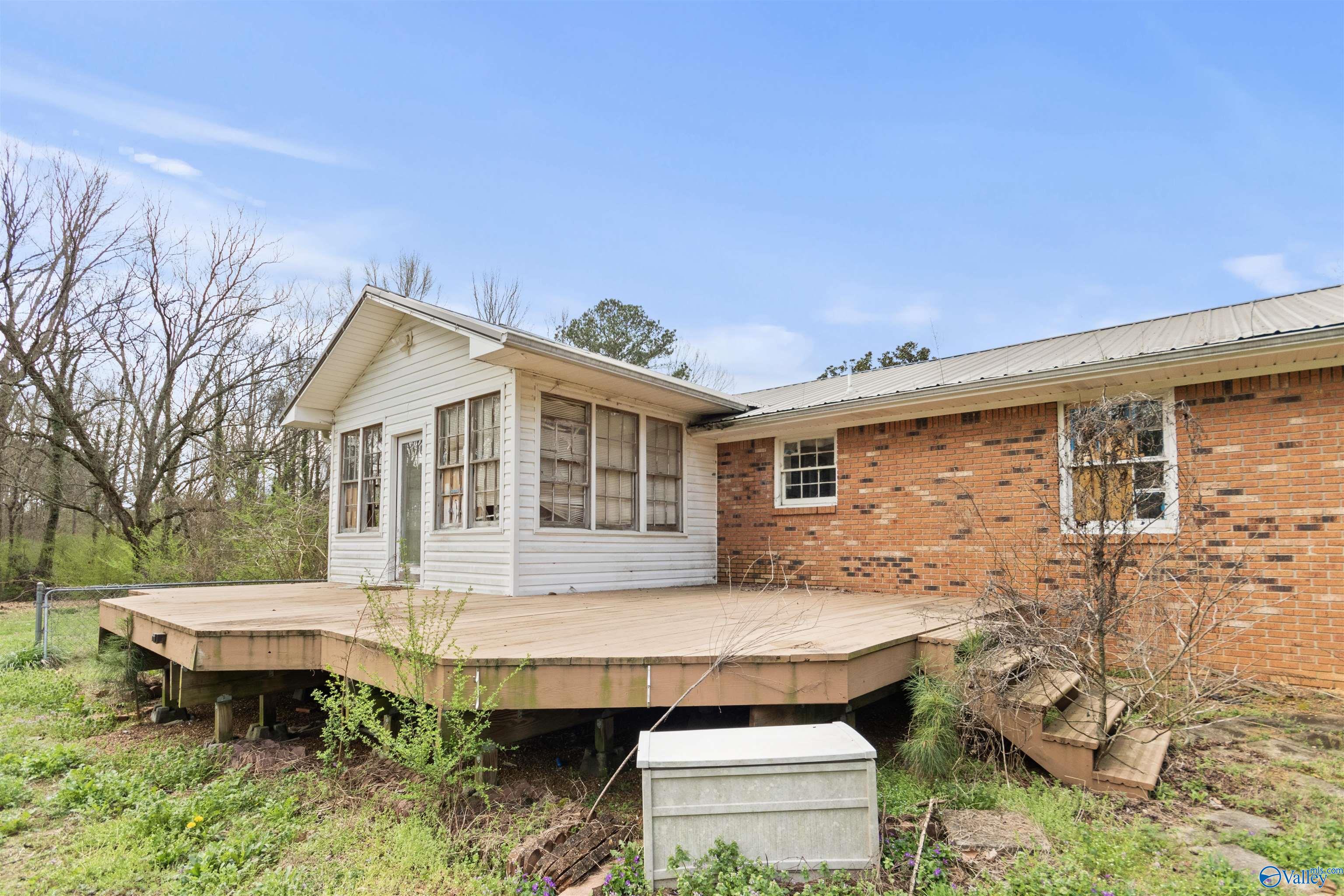 411 County Road 1856