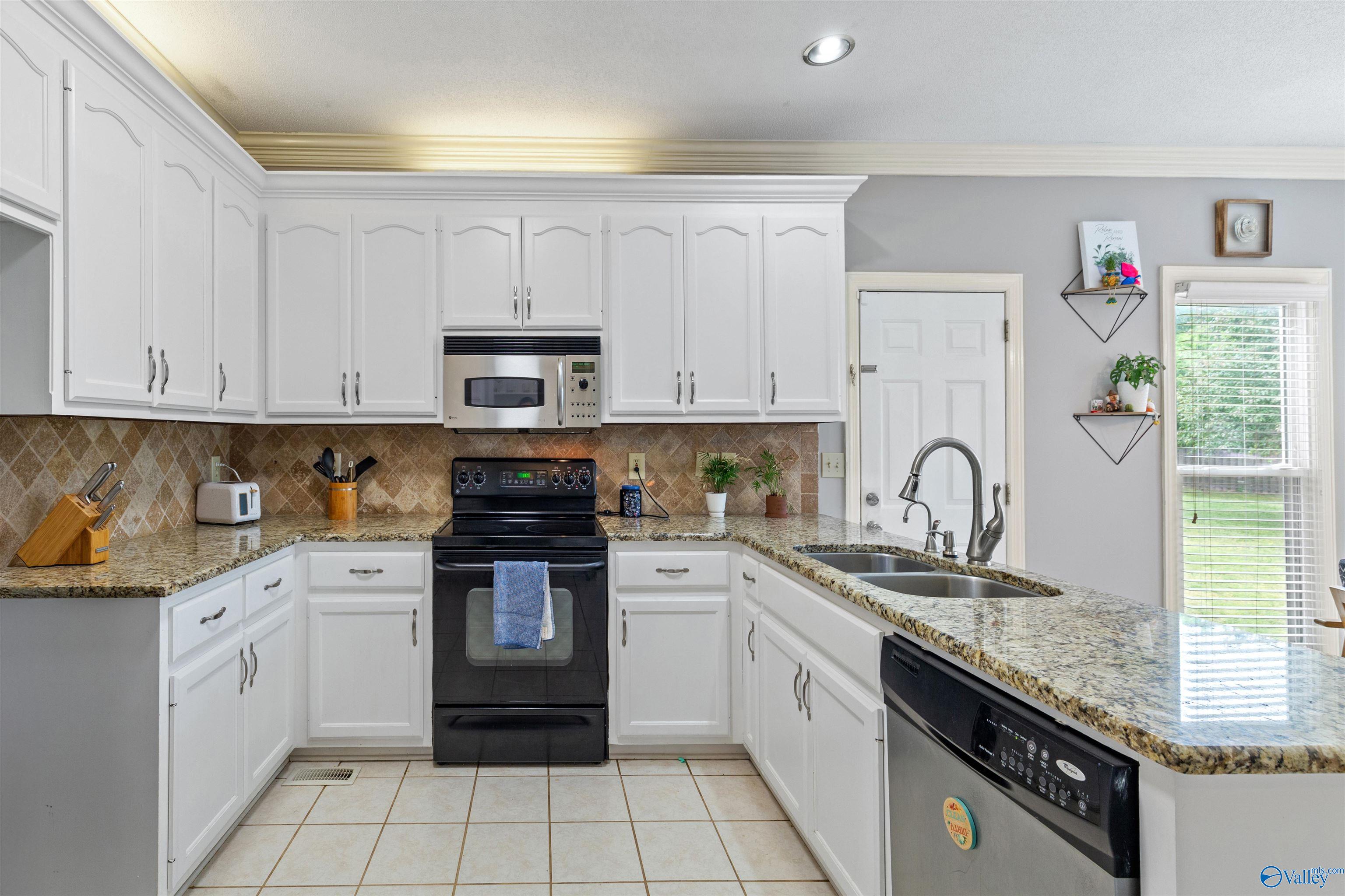 109 Silver Hill Circle, Madison, Alabama image 9