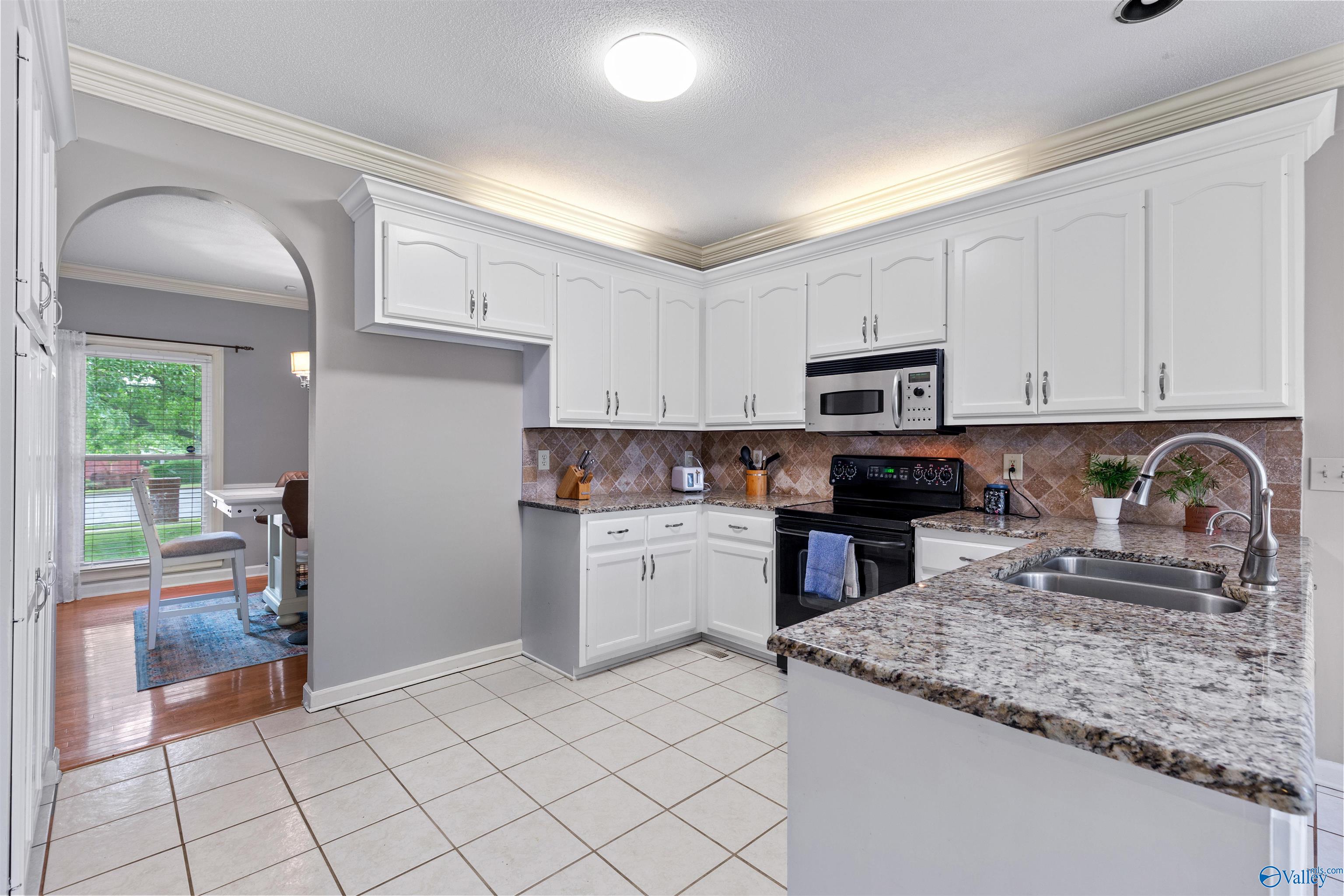 109 Silver Hill Circle, Madison, Alabama image 10