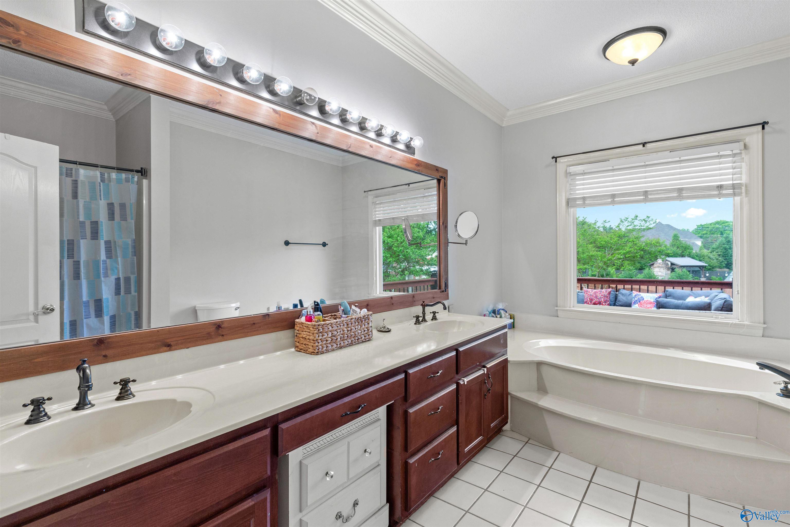 109 Silver Hill Circle, Madison, Alabama image 15