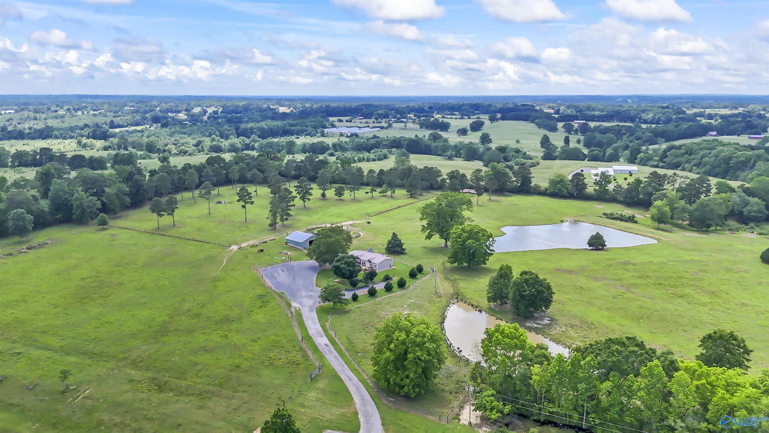 2662 County Road 1719, Holly Pond, Alabama image 31