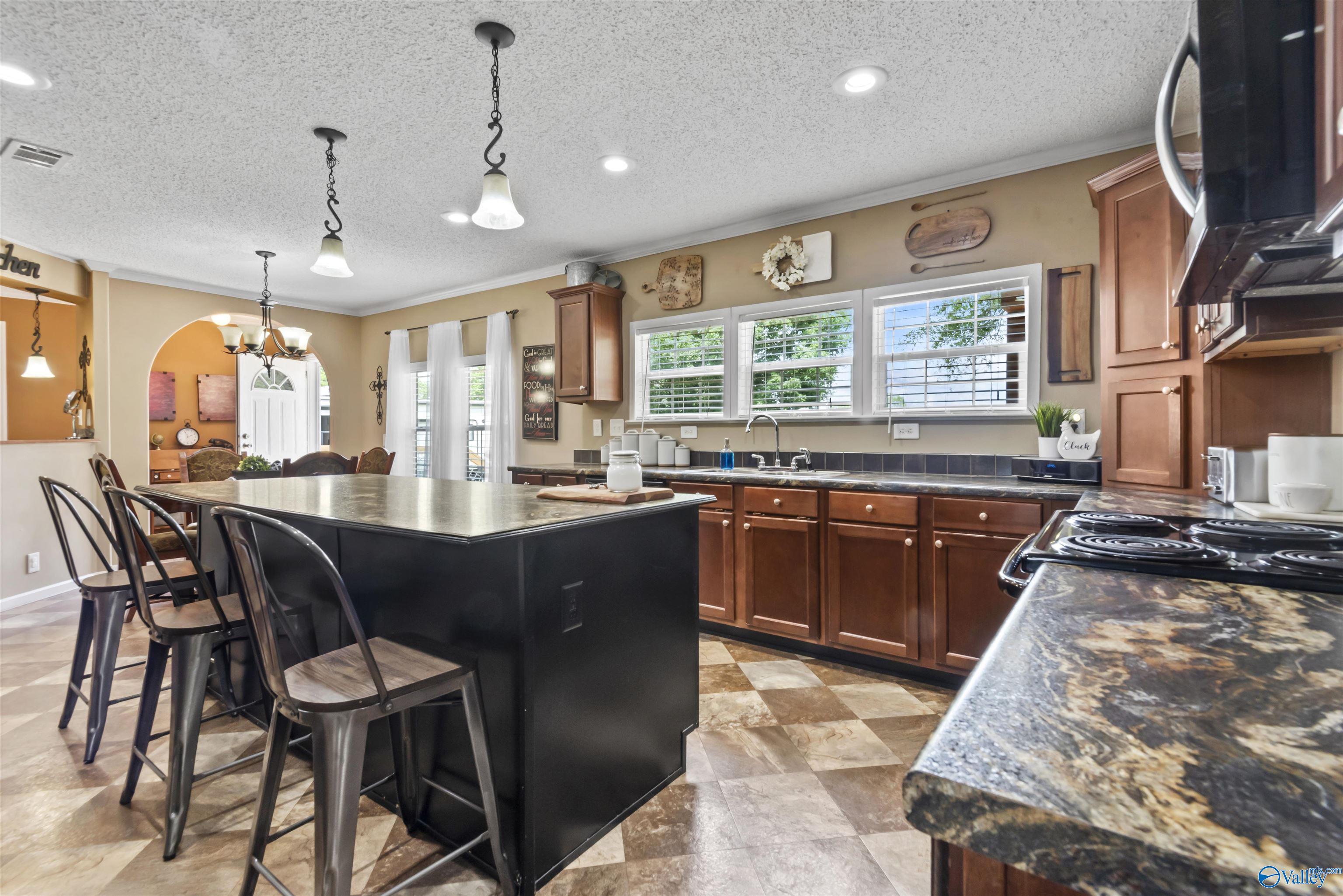 2662 County Road 1719, Holly Pond, Alabama image 9