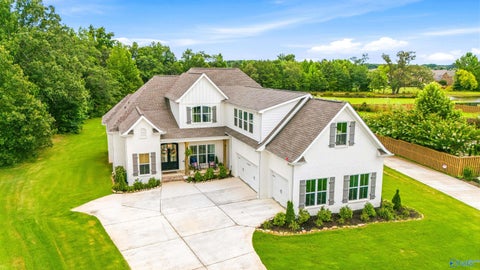 Homes For Sale - 17646 Maree Drive<br/> Limestone County, Athens, AL 35613