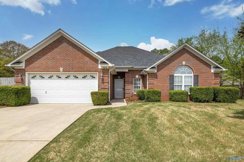 Homes For Sale - 104 Silver Springs Lane<br/> Madison, AL 35757