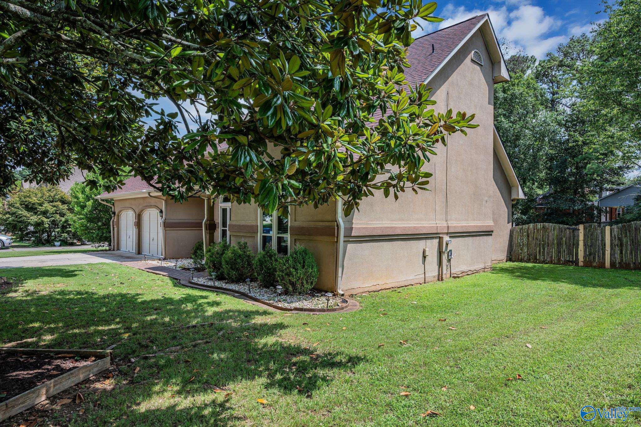 218 Sherry Lynn Place, Harvest, Alabama image 3