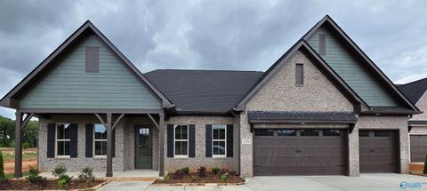 Homes For Sale - 109 Overcup Court<br/> Madison, AL 35756