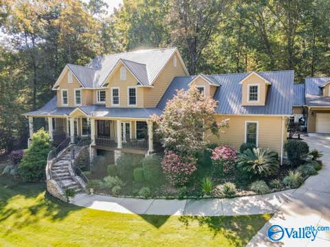 Homes For Sale - 2532 Signal Point Road<br/> Guntersville, AL 35976