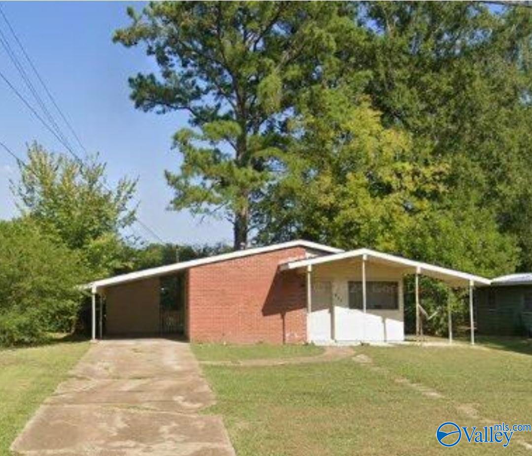 1015 Cornelia Circle, Attalla, Alabama image 2