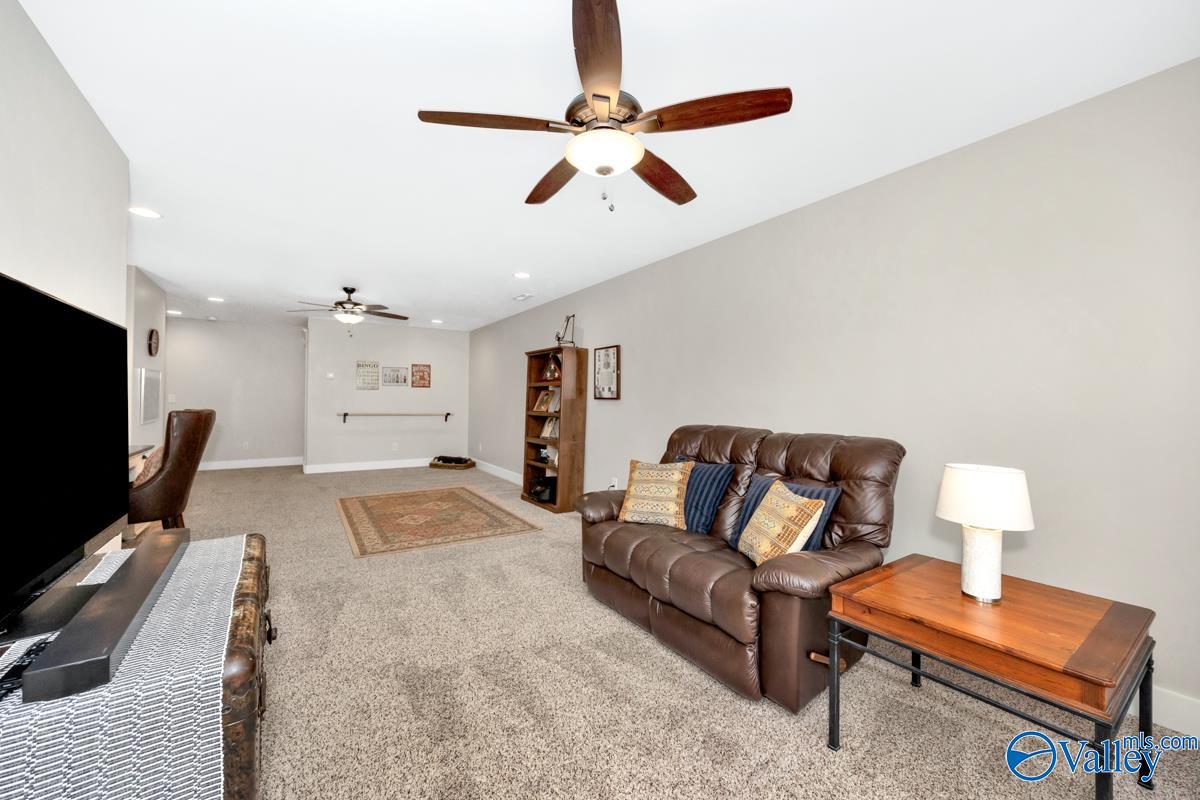 24 Emerald Point, Huntsville, Alabama image 19