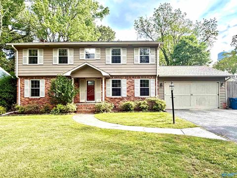 Homes For Sale - 208 Woodley Terrace<br/> Boaz, AL 35957