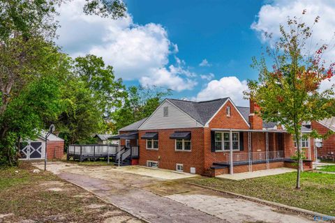 Photo of 3105 W Meighan Boulevard, Gadsden, AL 35904 (MLS # 21903723)