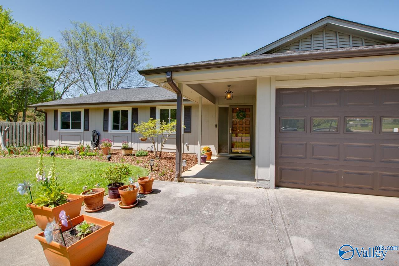 1917 Burlingame Drive, Huntsville, Alabama image 3