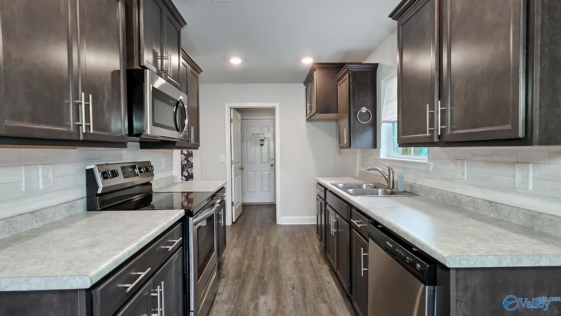 111 Ardsley Drive, Madison, Alabama image 7