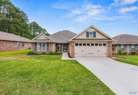 Homes For Sale - 108 Oxfordwill Court<br/> Madison, AL 35756