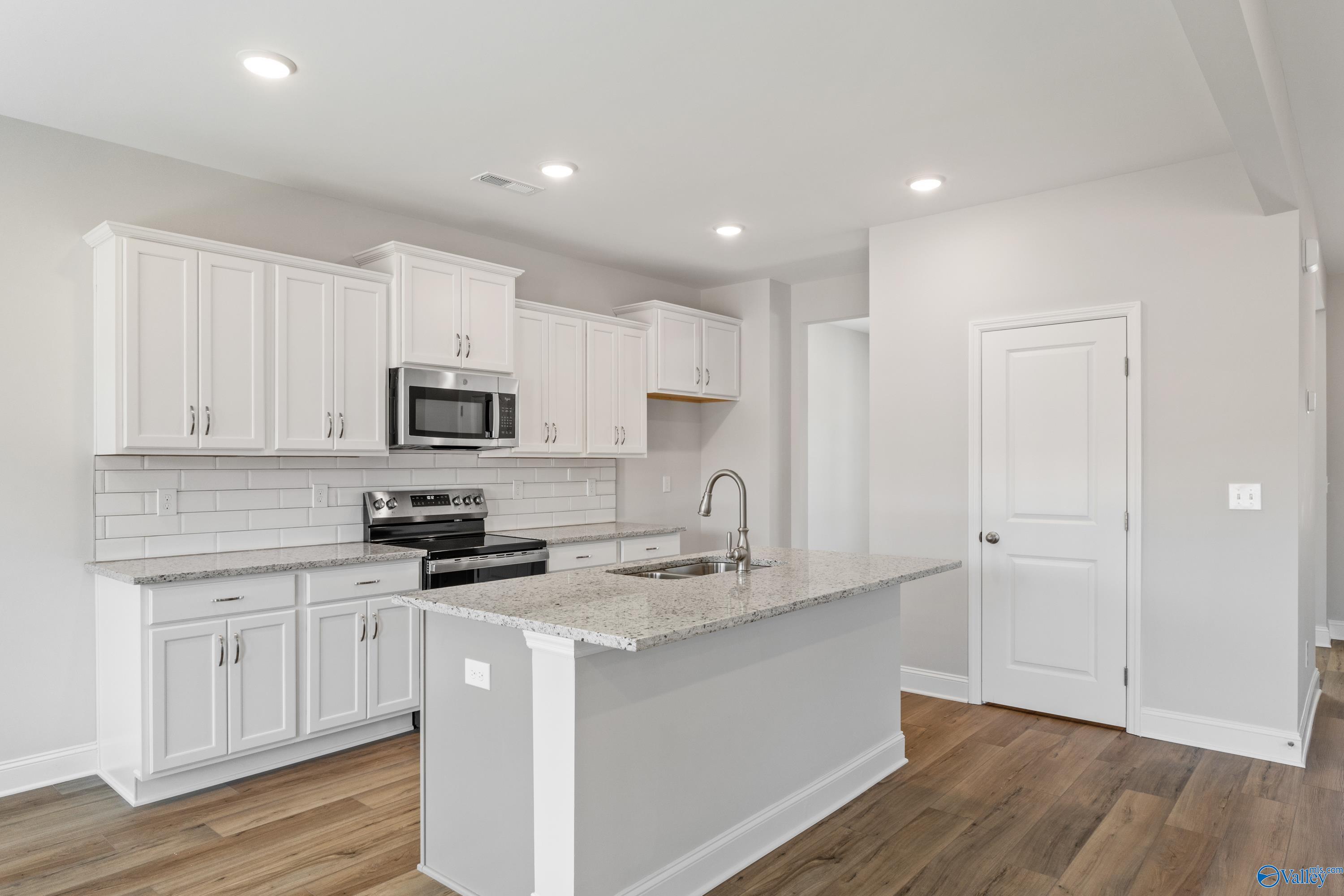 123 Burdine Street, New Market, Alabama image 2