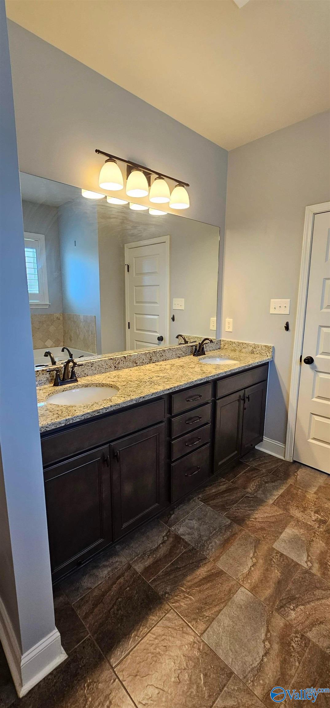 17195 Fieldway Circle, Harvest, Alabama image 22