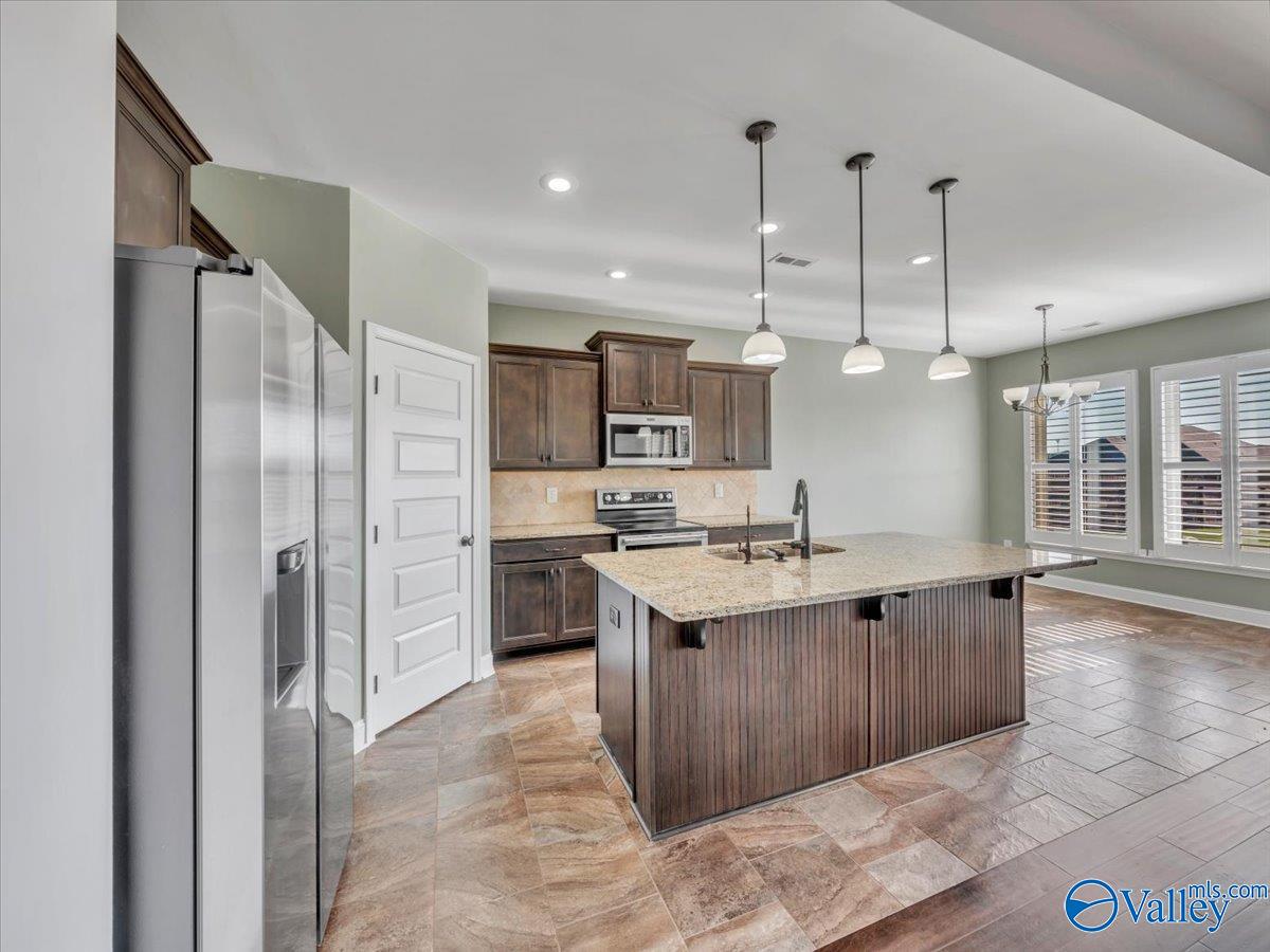 17195 Fieldway Circle, Harvest, Alabama image 5