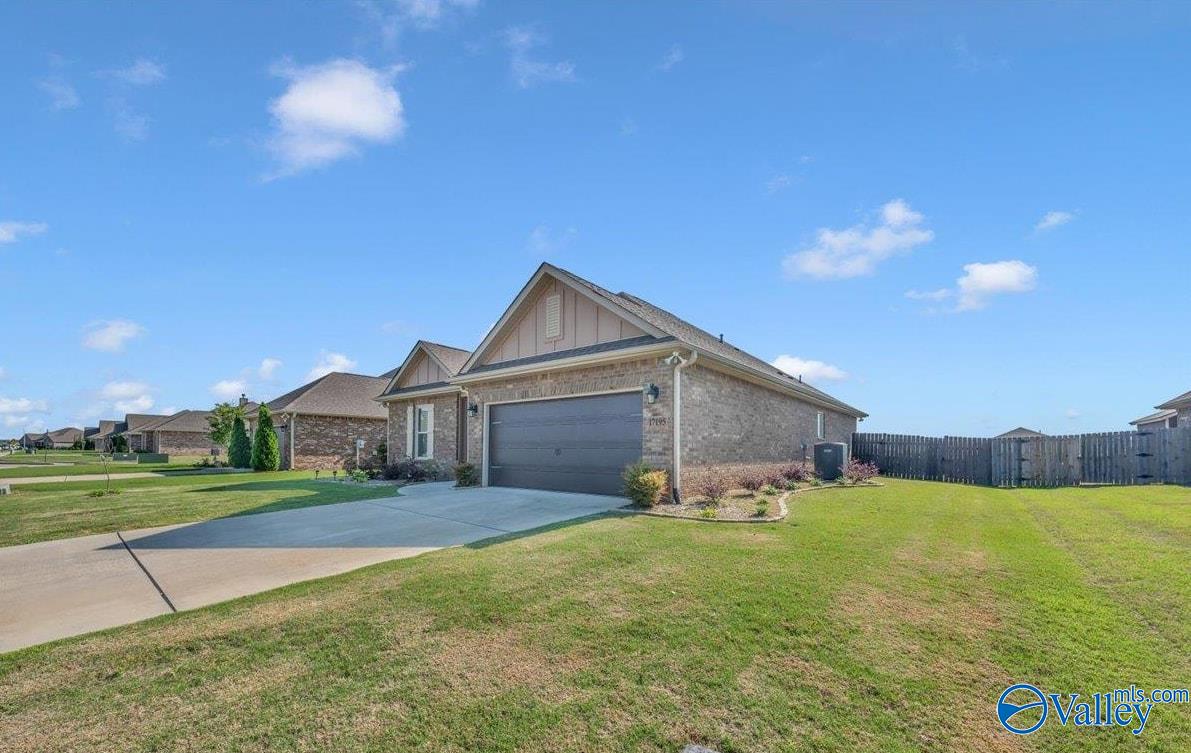 17195 Fieldway Circle, Harvest, Alabama image 1