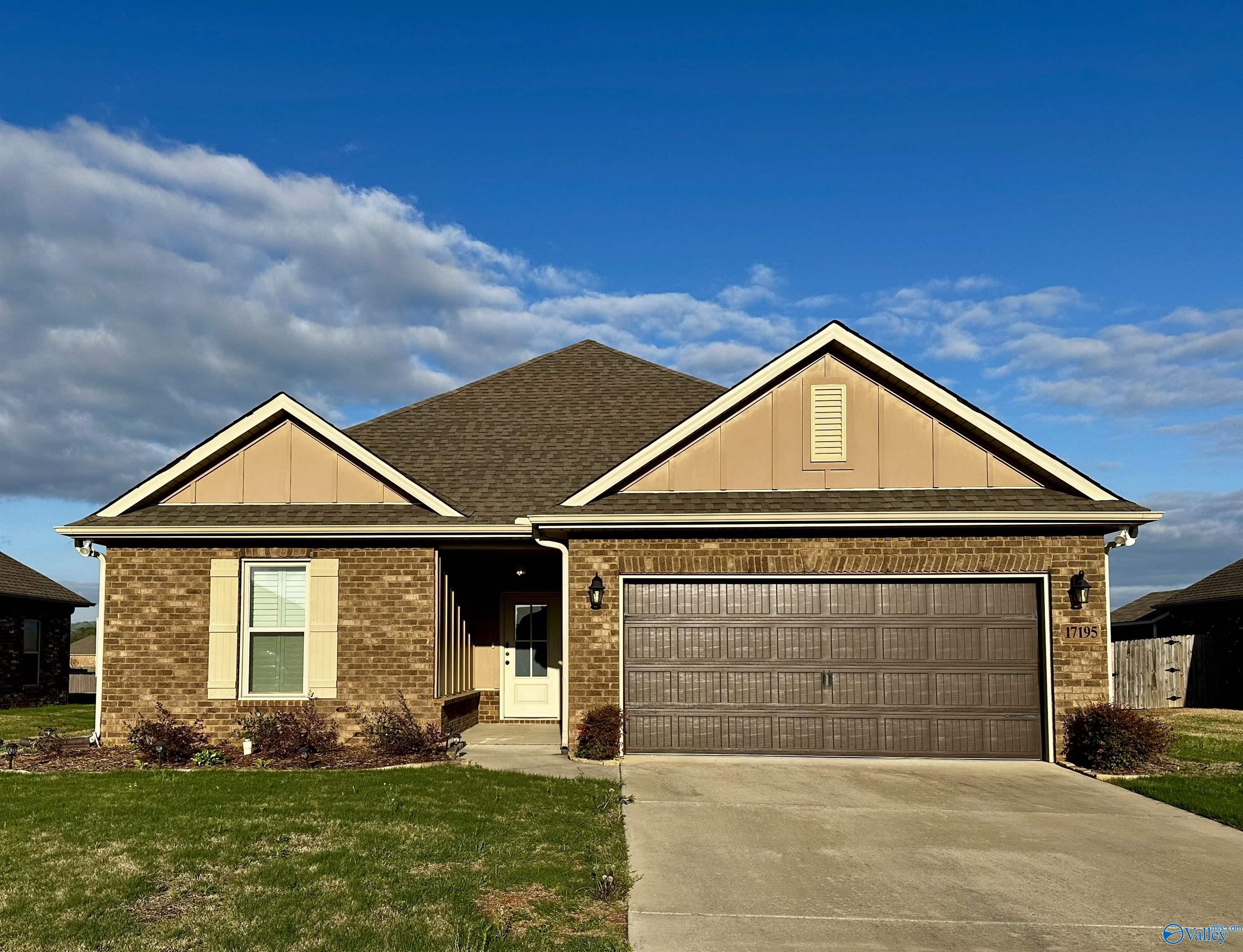 17195 Fieldway Circle, Harvest, Alabama image 1