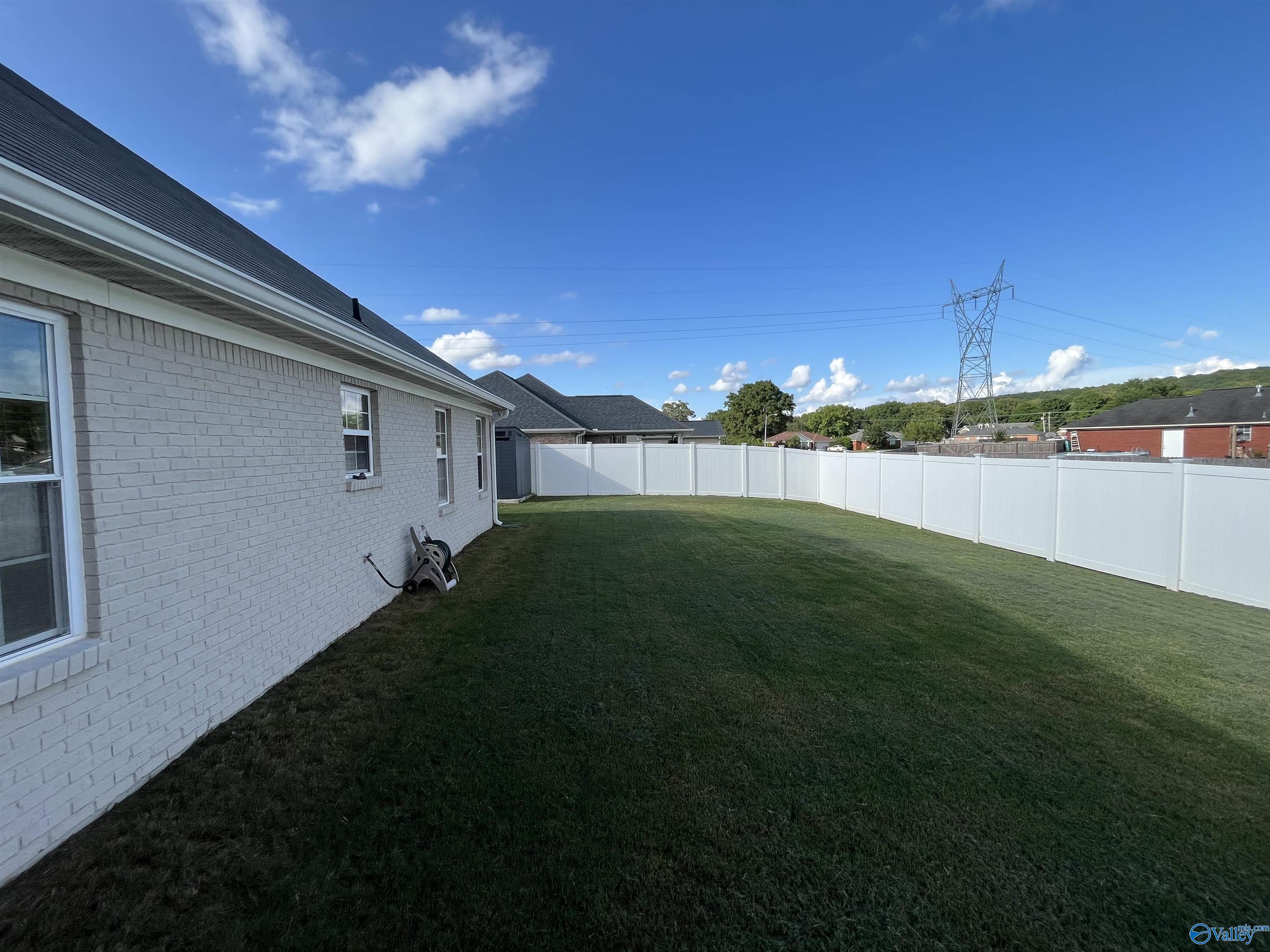 56 Lyle Drive, Decatur, Alabama image 2
