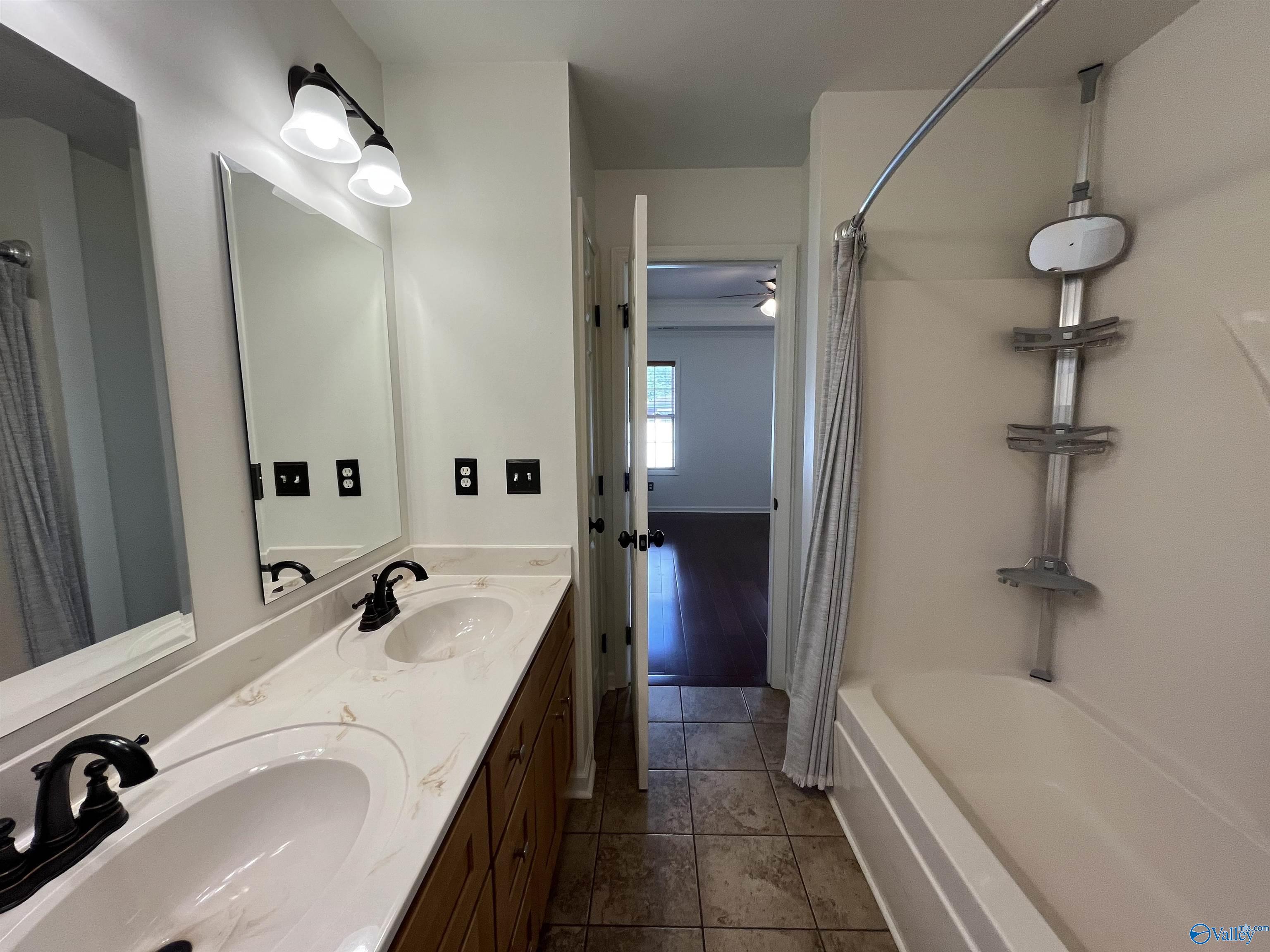 56 Lyle Drive, Decatur, Alabama image 18