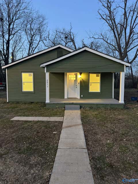 Homes For Sale - 2912 2nd Avenue<br/> Huntsville, AL 35805