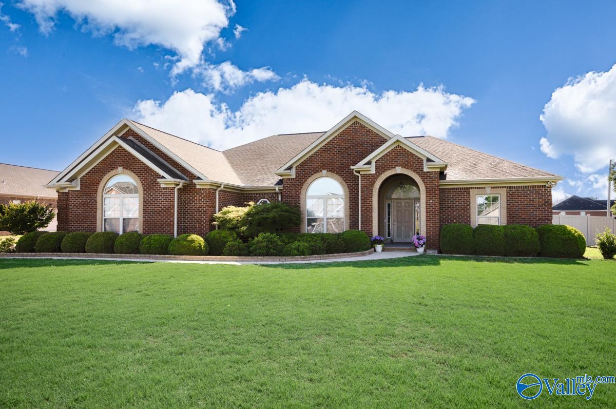 17046 Leatherwood Drive, Athens, Alabama image 2