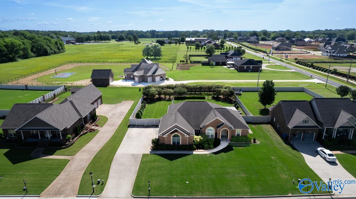 17046 Leatherwood Drive, Athens, Alabama image 7