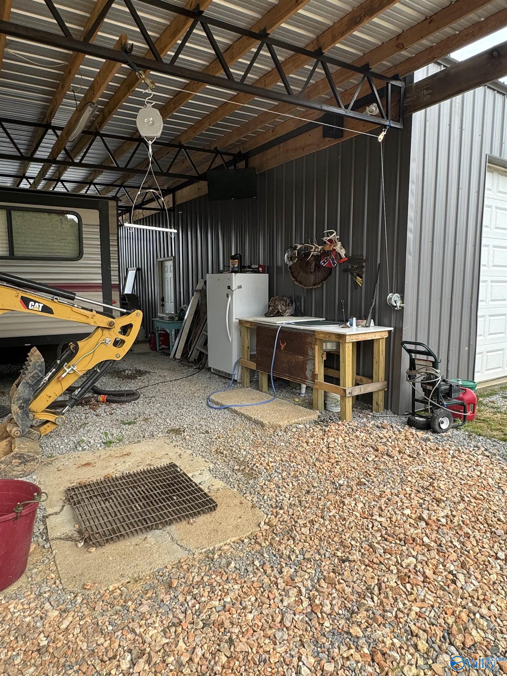 1920 County Road 1101, Vinemont, Alabama image 28