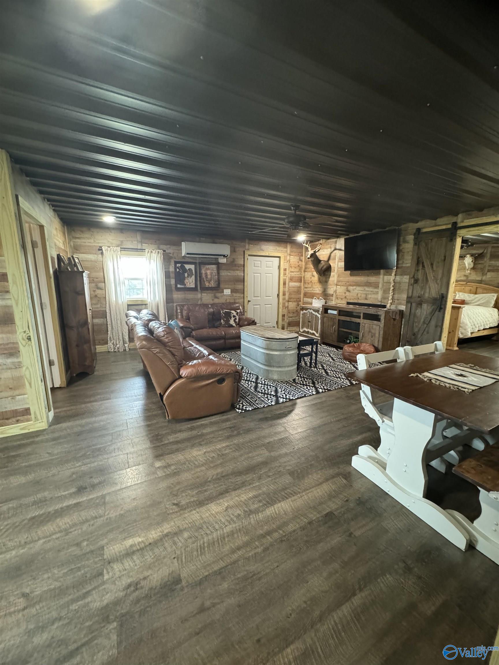 1920 County Road 1101, Vinemont, Alabama image 18