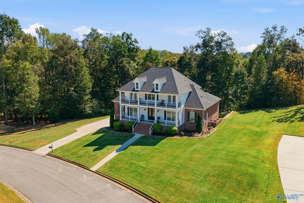 175 EDENSHIRE DR, HUNTSVILLE, AL 35811 - Image 366fb45a1f9e0ee46790dff10a896075/2325081043